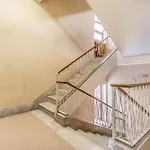 Villa Up